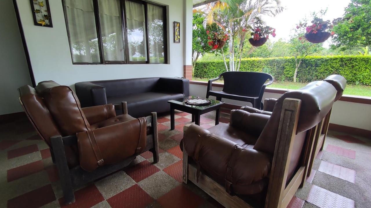 Finca Hotel El Saman De Alto Bonito Montenegro Extérieur photo